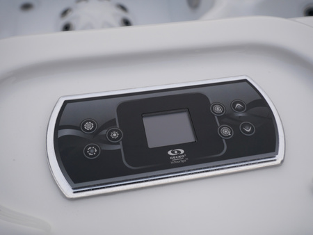 Jacuzzi ogrodowe wanna z hydromasażem 6-osobowe AG-9 z systemem GECKO 230x230cm